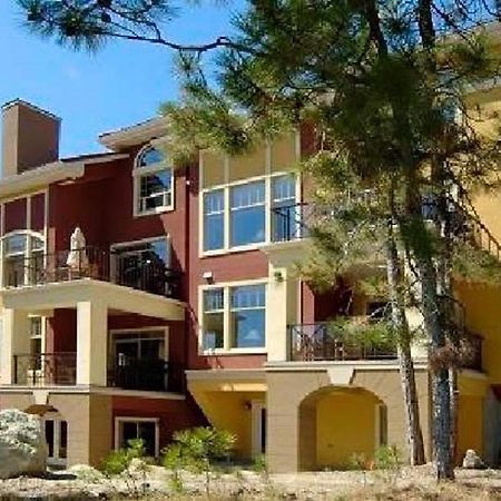 Bellasera Tuscan Villas By Associated Property Management Kelowna Extérieur photo