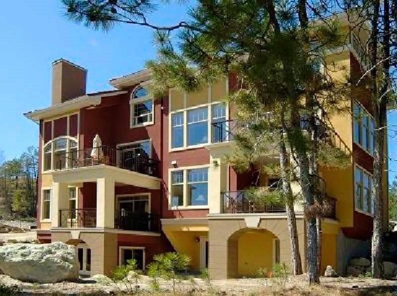 Bellasera Tuscan Villas By Associated Property Management Kelowna Extérieur photo